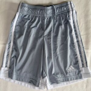 Light grey Boys Adidas AeroReady Shorts - Size S
